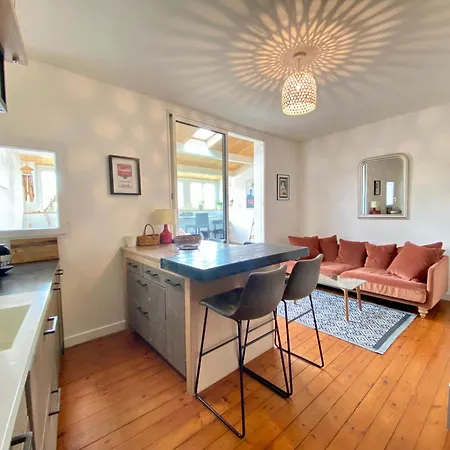 Chez Elodie - T3 Cote Marche Apartment *